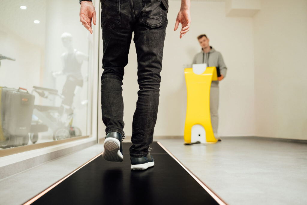 Druckmessplatte Sanitaetshaus Wolfgang in Schuhen